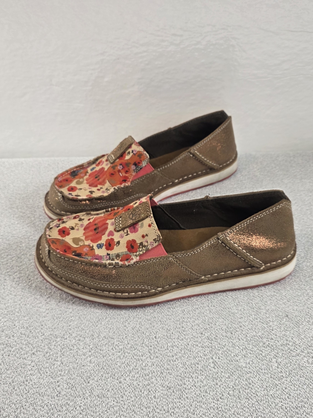 Ariat Copper Metallic/Floral Cruiser Slip On Loafer Women's 9B